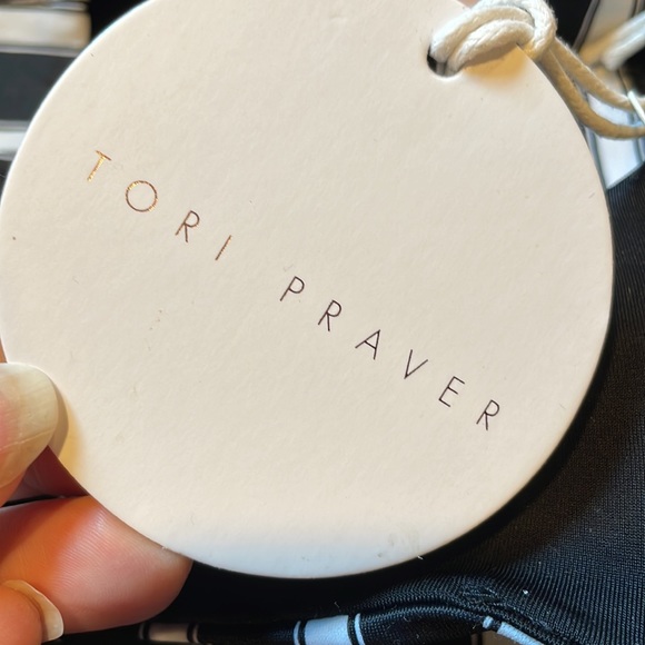 NWT Tori Praver Deja Swim Top. Medium - Picture 7 of 7